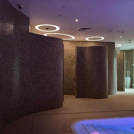 Doubletree By Hilton & Conference Centre 4* Warszawa