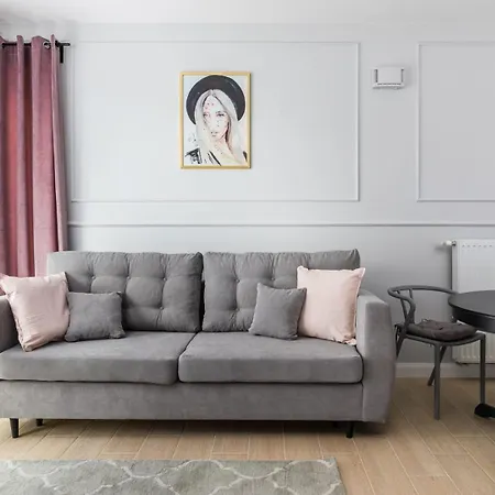 Modern Burakowska By Renters Varšava
