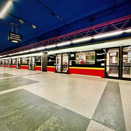 Class Metro Fast Wifi 100 Mbs 70'tv Netflix Hbo Max Disney+ Appletv+ *