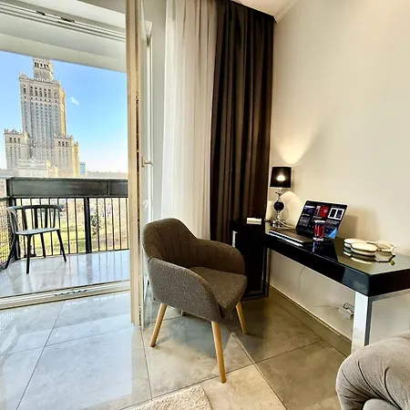 Apartament Class Metro Fast Wifi 100 Mbs 70'tv Netflix Hbo Max Disney+ Appletv+ Warszawa