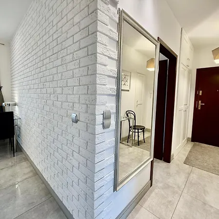 Apartament Class Metro Fast Wifi 100 Mbs 70'tv Netflix Hbo Max Disney+ Appletv+ *