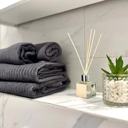 K22 Galeria Mokotow Modzelewskiego Apartament *