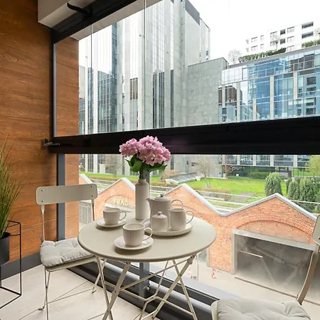 Apartment Golden - Big In Luxury Building Near Metro Station-grzybowska 85-5 *