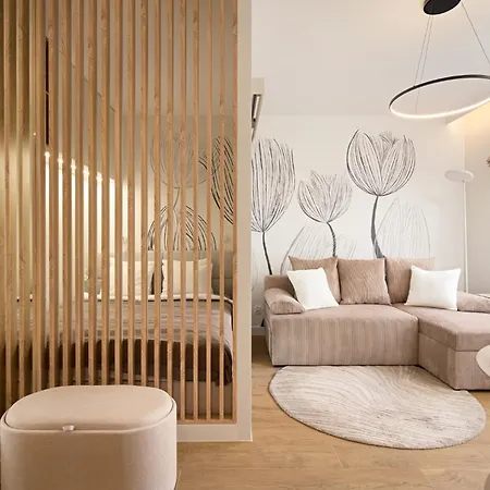 Golden -new Stylish In The Center- Rondo Daszynskiego- Gieldowa Apartment *