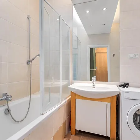 Nowy świat 41a By Nyx Apartment