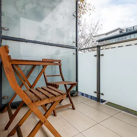 Rentplanet - Przy Moscie Lazienkowskim Apartment