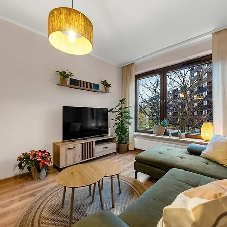 Apartment Zoliborz - Gym, Workspace, Bus Nearby - By Rentujemy