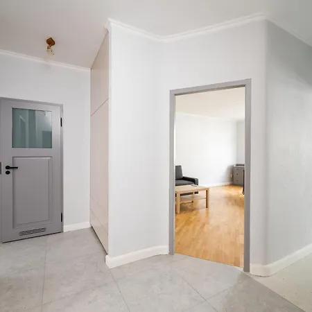 Zabkowska 2-bedroom Apartament Warszawa