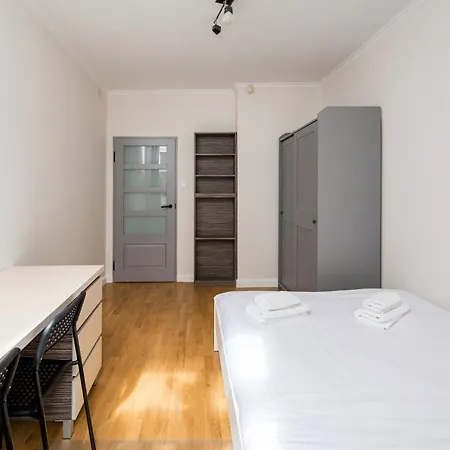 Zabkowska 2-bedroom