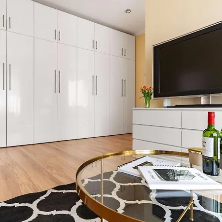 Apartment Luxury On Zlota Street Warsaw