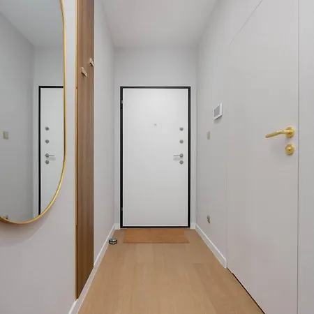 Deluxe Domaniewska With Ac By Renters Prestige Appartement *