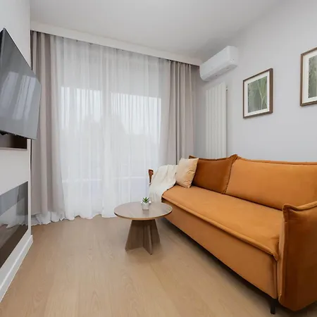 Deluxe Domaniewska With Ac By Renters Prestige Appartement Varsovie