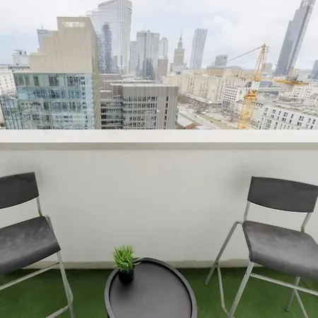 Beautiful By Renters Apartment Warschau