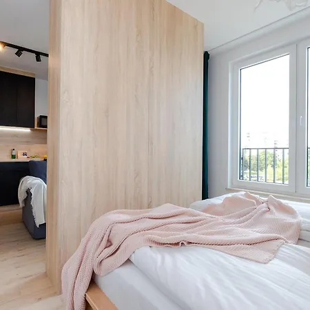 Shortstaypoland Pileckiego B140 Apartment Warschau