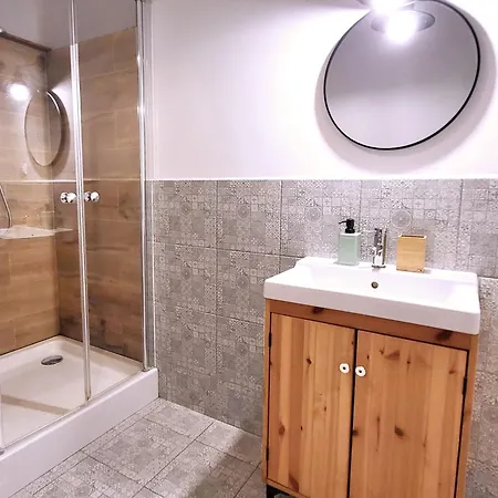 Bociania Airport Apartment Warsaw
