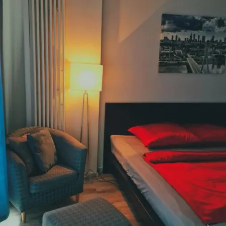 Platinum Apartment *