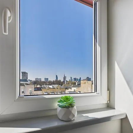Apartamento Bright With Air Conditioning Near The Copernicus Science Center In By Renters