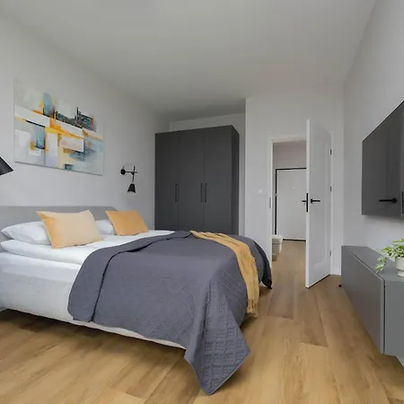 Apartment Grzybowska Sophisticated With Balcony & Parking In The Center Of By Renters Prestige *