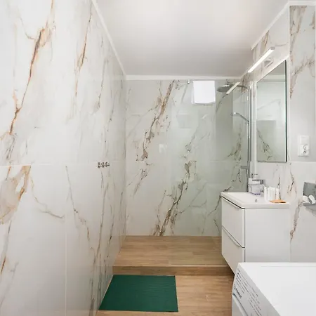Okopowa Comfort By Bookinghost Apartment *