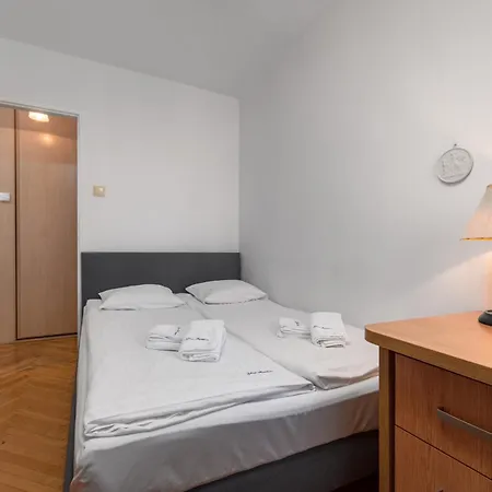 Emilii Plater By Your Freedom Apartment *