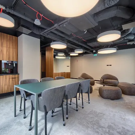 Daire Towarowa Towers Residences Varşova