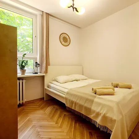 Peaceful 3-room Flat By The Old Town Warsaw