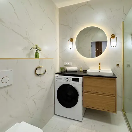 Deluxe Domaniewska With Ac By Renters Prestige Appartement Varsovie