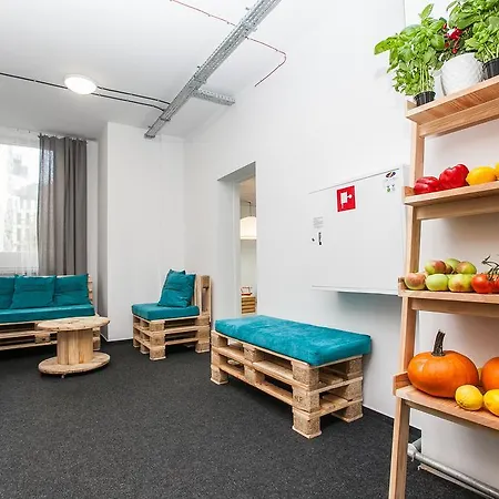 Hipstel Hostel *