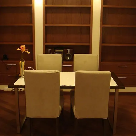 Szucha Apartment