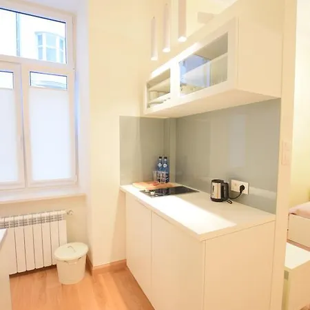 Apartment Elegant Apartment Foksal Warsaw
