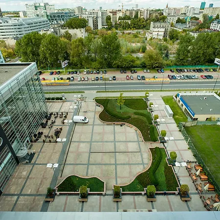 Apart-hotel Platinum Towers E-apartments