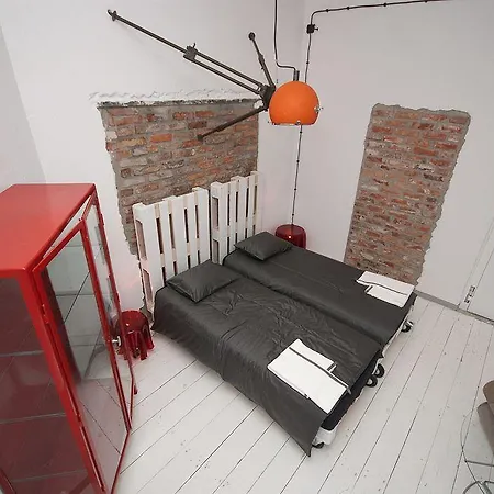 Lofthotel Sen Pszczoły * Warszawa