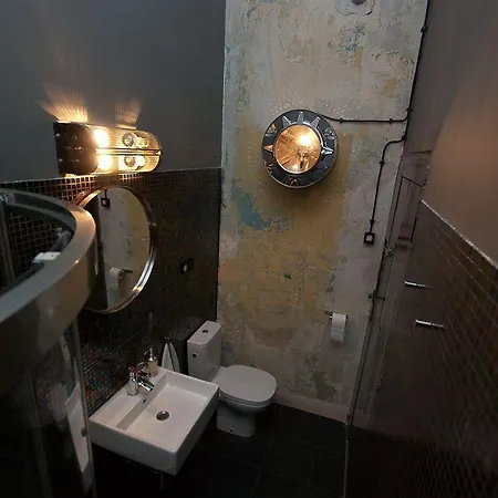 Lofthotel Sen Pszczoły Apartament *