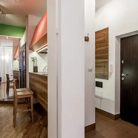 Apartment Koscielna Old Town Warsaw