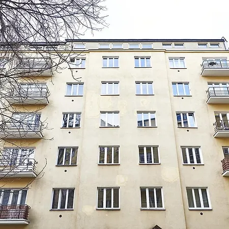 Cozy In Old Ochota Apartment Warsaw