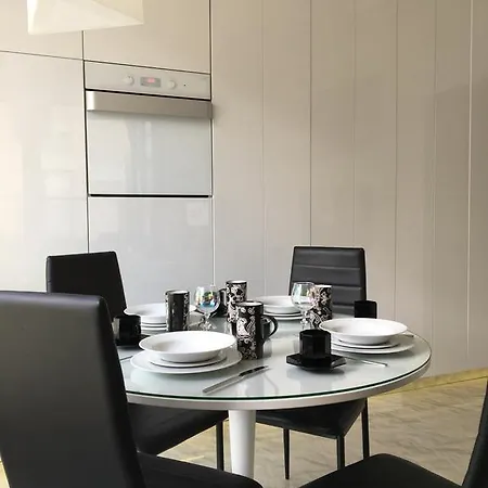 Mnh Apartment