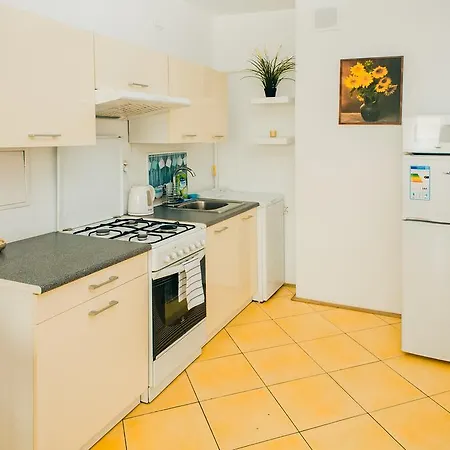 Apartment Walowa For 5 Warsaw