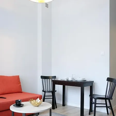 Roommate Traugutta Apartment *