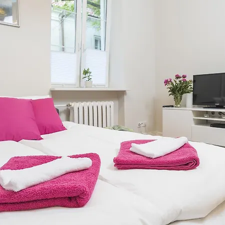 Delightful New Town Square Apartment Warsaw