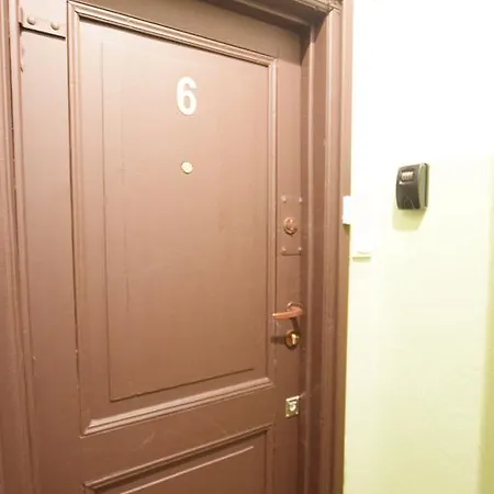 Elegant Royal Castle Apartament *