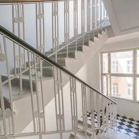 Rent Like - Apartament Zurawia 24 *