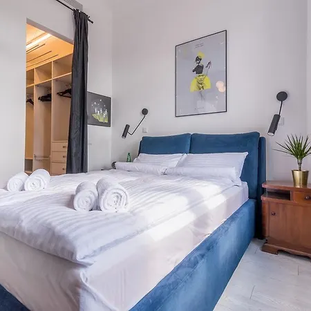Rent Like - Apartament Zurawia 24 * Warsaw