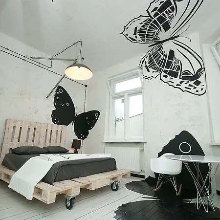 Lofthotel Sen Pszczoły Apartament *