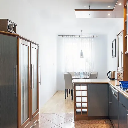 Apartament Domotel Aleje Jerozolimskie *