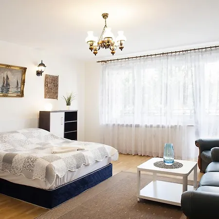Apartament Domotel Aleje Jerozolimskie *