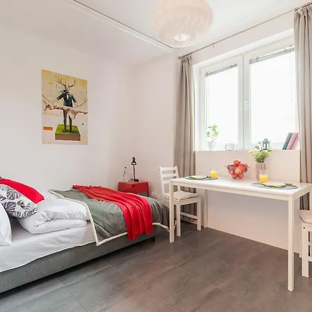 Apartament Nowolipki Apartment Warsaw