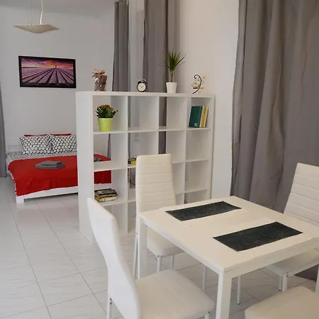 Fox Center Varşova