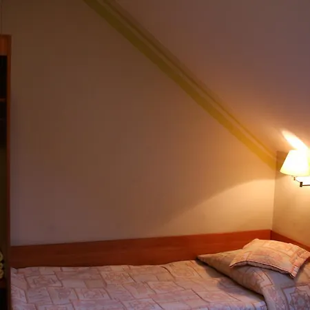 Amicus Zoliborz Bed & Breakfast 2*