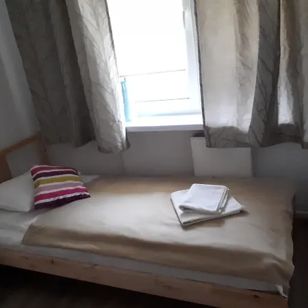 Srodmiescie Apartment *