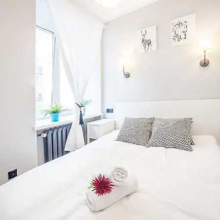 Апартаменты Madelaine By Renters